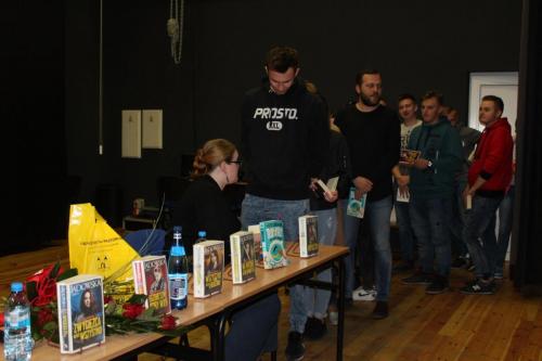 30221367_1828763200760801_7222901228156485632_o