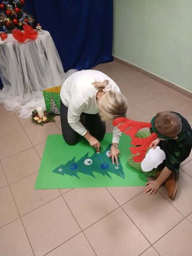 599503104_25328772570111714_8355172947298639933_n