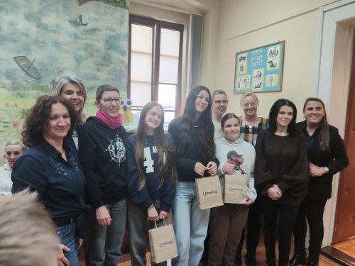 Messenger_creation_132B2F13-89CA-41D6-B3EF-F125F4C0F34A