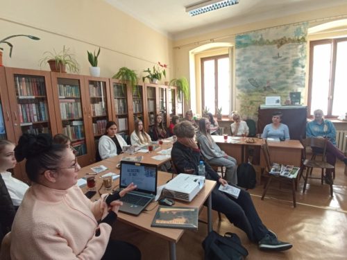 Messenger_creation_FE70F9B2-E6B3-4BE8-ABB7-B3DBF2082800